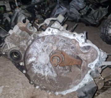 Коробка передач КПП Toyota Avensis Verso 2.0 TDCI 21819681