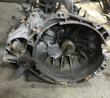 4S7R7002AA Ford КПП у зборі (механічна коробка передач) Ford Mondeo mk 3