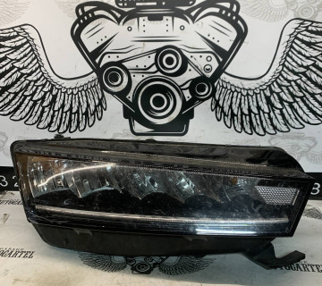 Фара права передня Skoda Octavia 4 A8 full led 5e4941016 дефект скла