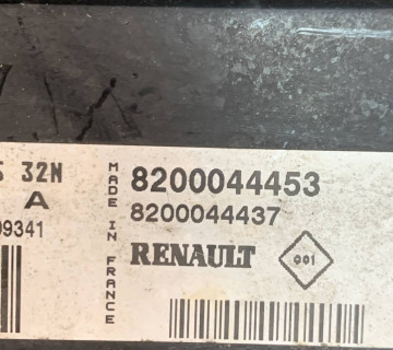 Блок управління двигуном, комп`ютер Renault Clio 1.2 8200044453