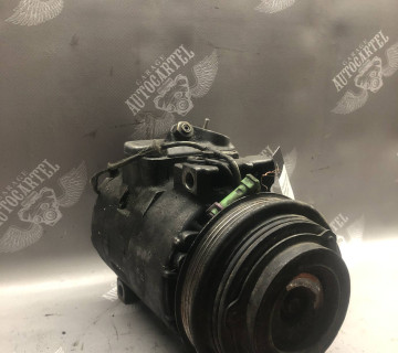 Компресор кондиціонера Volkswagen Passat 2.5TDI 4B0260805C