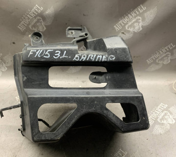 Кронштейн (кріплення) заднього бампера лівий 852880002R для Renault Laguna 3 852880002r