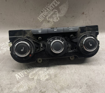Блок управління клімат-контролем Skoda Octavia A5 3t0820047k