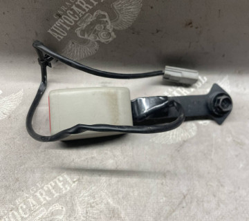 Замок безпеки передній правий mazda 6 hatchback gh g3667