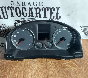 Щиток приладів VW Golf 5 1K0920861A