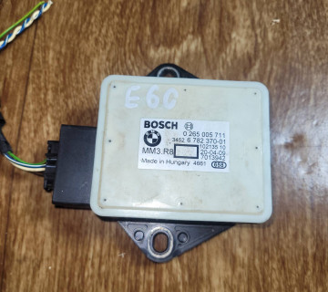 Датчик рівня обертів BMW E60 E70 E71 E90 E92 6782370 BOSCH 0265005711 прискорення