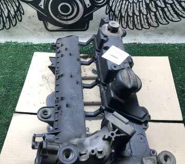 Кришка клапанів Ford Fusion 1.4hdi 9646698680 Peugeot 307 1.4hdi