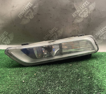 Протитуманна фара передня ліва Volkswagen Passat B7 176624-01