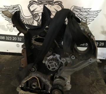 Комплектацію уточняти Блок двигуна 03l021alБлок двигуна Skoda A5 1.6 tdi 21117411