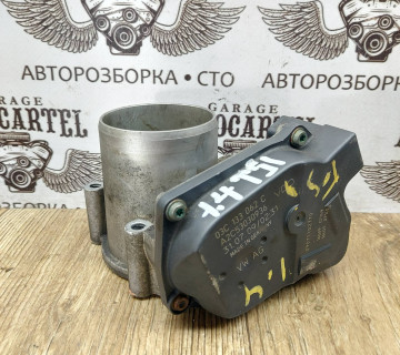 Дросельна заслонка Volkswagen Golf VI 1.4 TSI 03C133062C