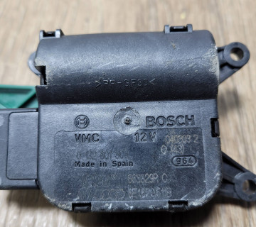 8e1820511b Моторчик Заслінки Пічки Audi A4 B6