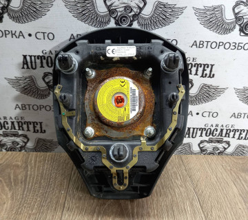 Подушка безпеки в кермо TOYOTA YARIS II MK2. 305314499FKA-AF