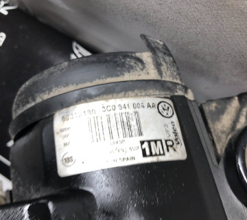 Фара передня права vw passat b6 3c0941006aa