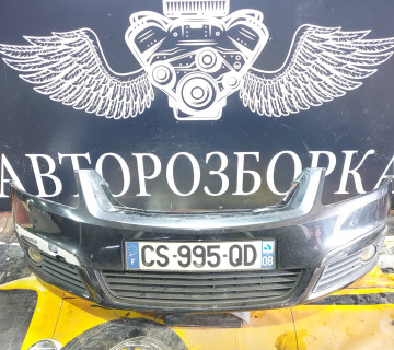 Бампер передній Opel Zafira B 2005—2011 21413117