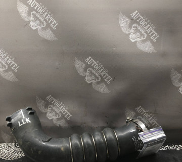 Патрубок інтеркулера правий Audi A6 C6 3.0TDI 4F0145738F