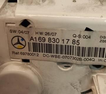 Блок управління пічкою з кондиціонером Mercedes A-class (W169) 2004-2012 a1698301785