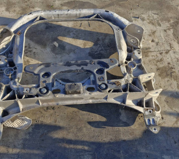 Підрамник передній Mercedes W220, A2156280057