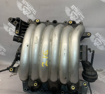 078133151bh Впускний колектор Audi A6 C5 A4 B5 2.4 Volkswagen Passat B5