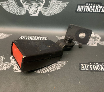 13354870 Фіксатор (замок) ремня безпеки задній Opel Astra J 09-15