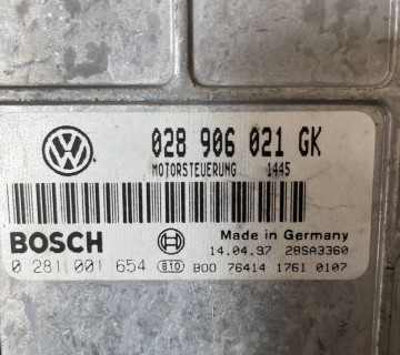 Блок управління двигуном vw passat b5 1.9TDI 0281001654 028906021G