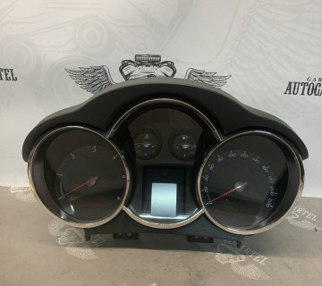 Панель приладів дизель АКПП CHEVROLET Cruze 2.0 vcdi 94576295