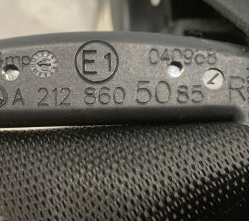 Ремінь безпеки передній правий чорний Mercedes E-Class W212 a2128605085