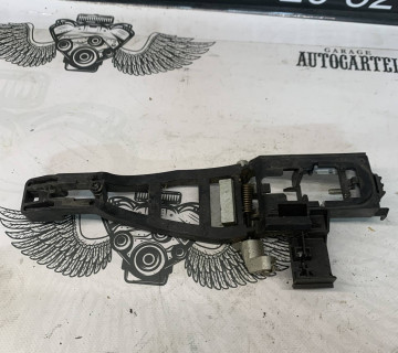 Ручка кронштейн двері права задня FORD C-MAX Focus 4m51a266b22ad