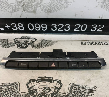 Кнопка аварійної сигналізації Audi A3 8V 8v0925301ab