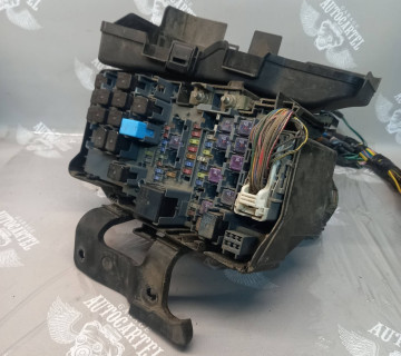 Блок запобіжників Mazda 6 GH 5919-40ya1