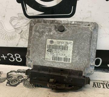 Блок керування двигуном Skoda Fabia 1 1.4b 036906034he