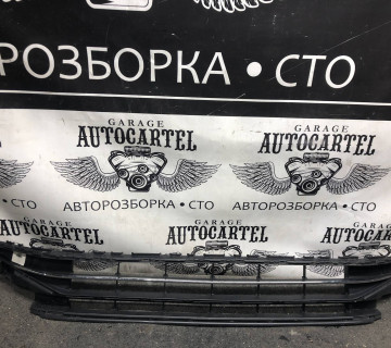 3c0853677aa решітка переднього бампера Volkswagen Passat b8