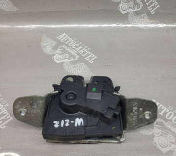A2047400735 Mercedes glk x204 замок кришки багажника