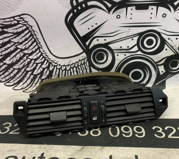 Решітка обдування салону, дефлектор BMW 5 E60 E61 05114-002