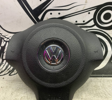 Подушка безпеки водія vw golf 6 plus 5k0880201d