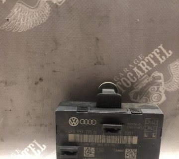 Блок управління двері задній лівий Audi A4 (B8) 2007-2015 4F0959795N