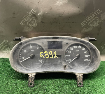 Панель приладів Renault Trafic Opel vivaro p8200390132b