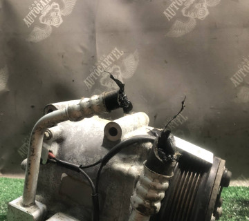 Компресор кондиціонера Ford Connect YS4H19D629AB YS4H-19D629-AB