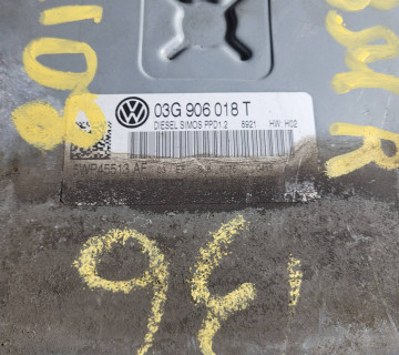 Блок управління 03G906018T Volkswagen Passat B6 2.0 5wp45513af
