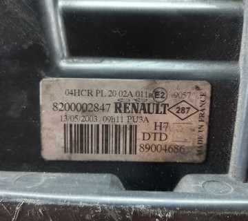 Фара передня права 8200002847 Renault LAGUNA II