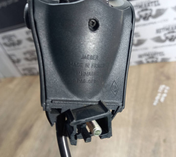 Перемикач-пульт магнітоли Renault KANGOO 1 2003-2008, 8200249705