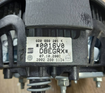 Подушка безпеки в кермо VW Polo 02-09. 6Q0880201K