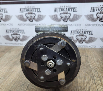Компрессор кондиционера Peugeot 307 2.0 HDI 2001-2008 9647213380