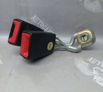 Замок ремня безпеки задній Passat b6 3c0857739c