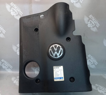 Декоративна кришка двигуна VW Passat b5 1.6 06b103935j