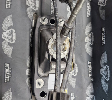 1K0711061B -1k0711049ce Куліса КПП 5 ступ. з тросами VW Caddy / Touran (04-15