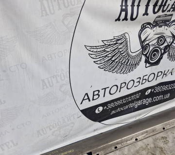 Накладка порога ліва/поріг лівий A2046980354, A2046900340 Mercedes C-Class W204 седан