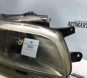 Фара передня права Peugeot Partner 6205 P8 05099