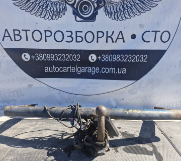 Фаркоп для авто Skoda Octavia A5 2004-2008 universal 21766336
