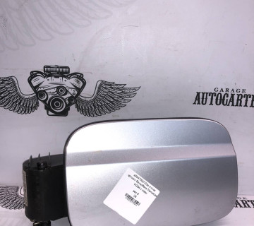 a2047500103s лючок кришки бензобака Mercedes W204 c class