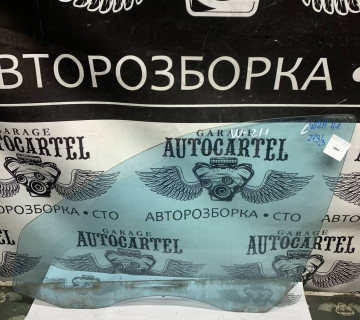 Скло дверей переднє ліве Mercedes W211 E class 43r-000262, синє, 21801822